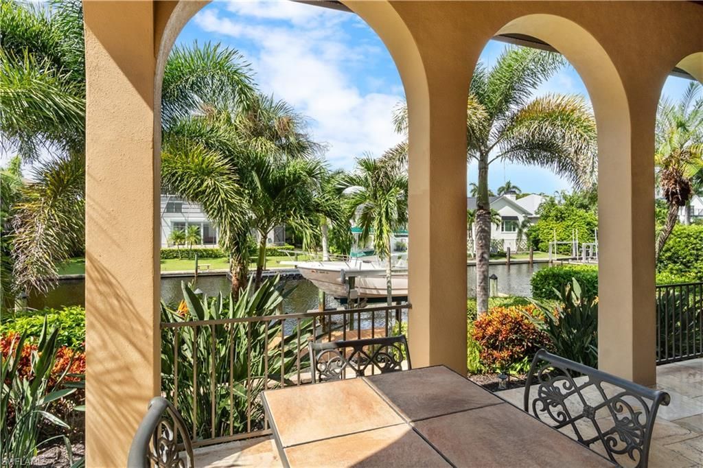 611 18th Ave S, Naples, FL 34102 Photo