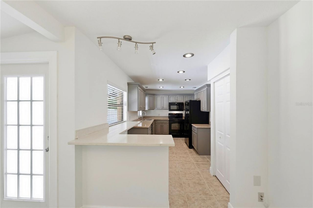 3707 Pelican Lane, Orlando, FL 32803 Photo