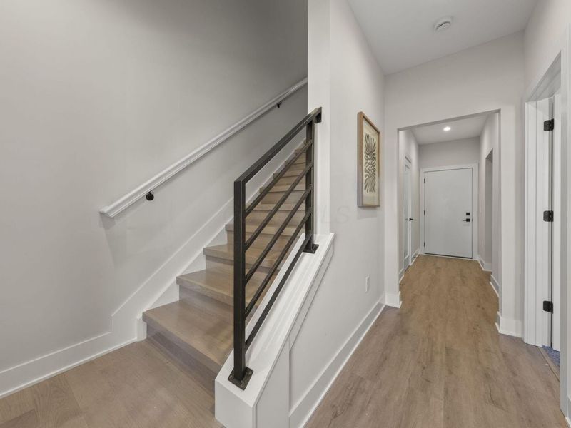 1093 Franklin Avenue, Columbus, OH 43205 Photo 2