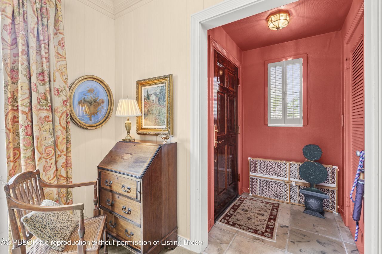 241 Via Linda, Palm Beach, FL 33480 Photo