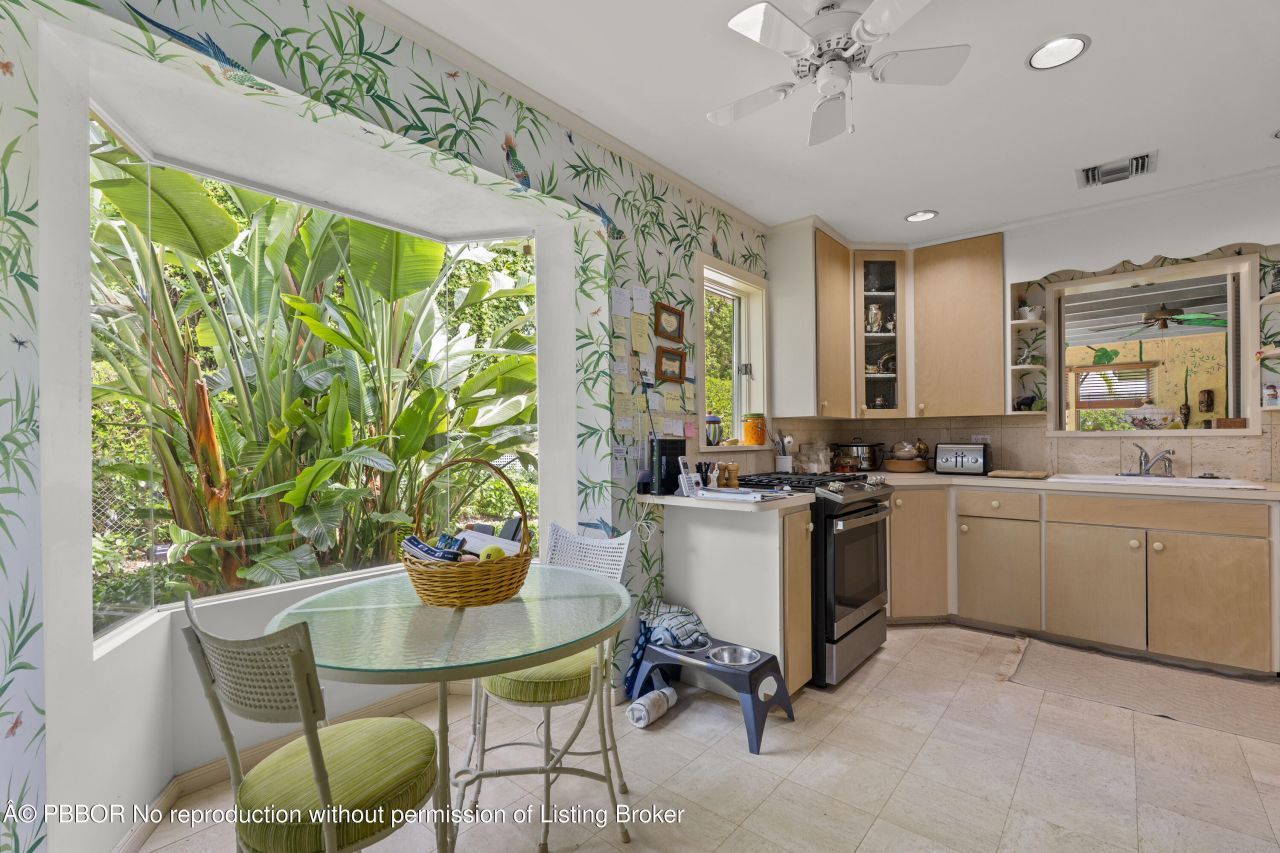 241 Via Linda, Palm Beach, FL 33480 Photo