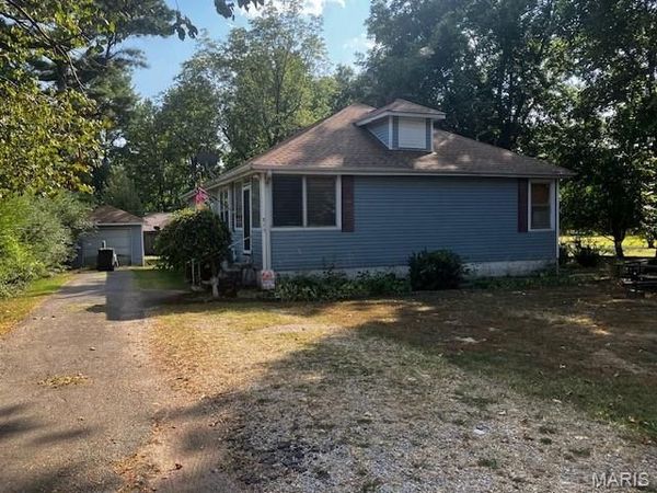 813 Monroe Avenue, Campbell, MO 63933