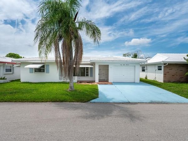 6800 NW 74th Place, Tamarac, FL 33321