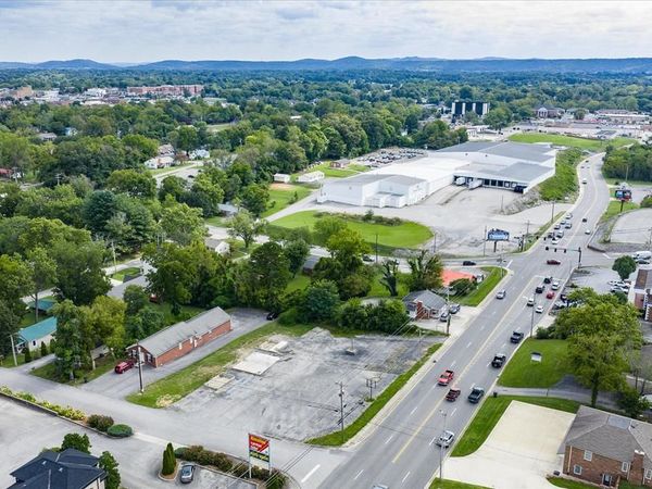 39 Jackson Street, Cookeville, TN 38501