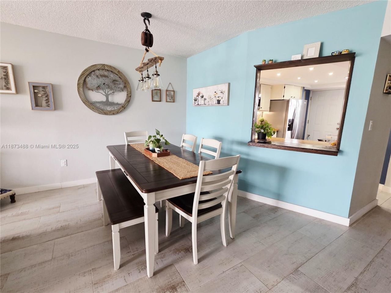 1750 NE 191st St, Unit 418-3, Miami, FL 33179 Photo