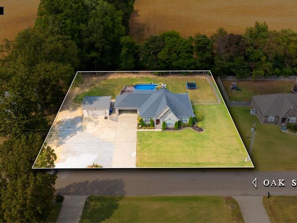 141 Oak Street, Martin, TN 38237