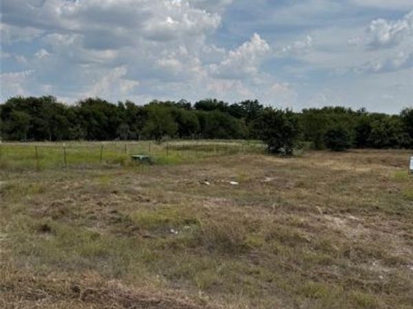 22 Longview Creek Trail, Itasca, TX 76055