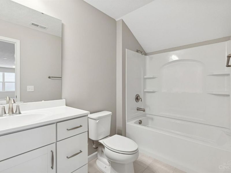 3976 Olinger Lane, Unit 9745, Fairfield Twp, OH 45011 Photo 32