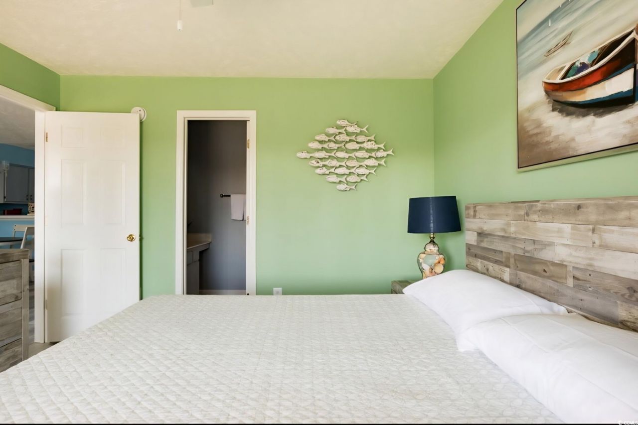 632 Waterway Village Blvd. Photo 13