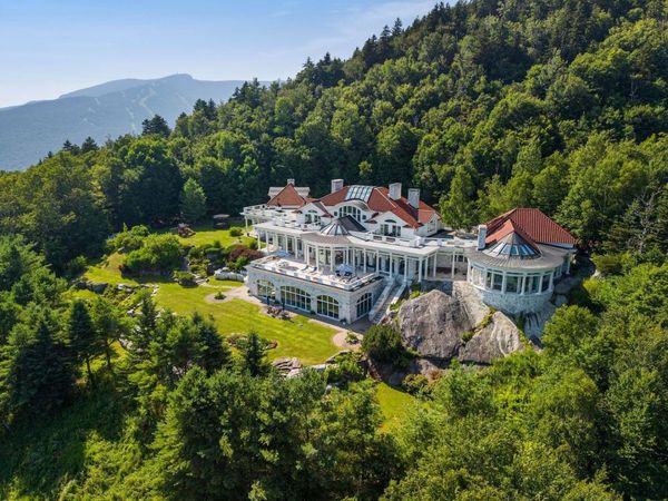 189 Upper Springs Road, Stowe, VT 05672