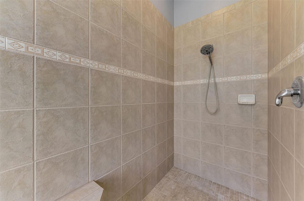 14711 2nd Avenue Circle Ne, Bradenton, FL 34212 Photo