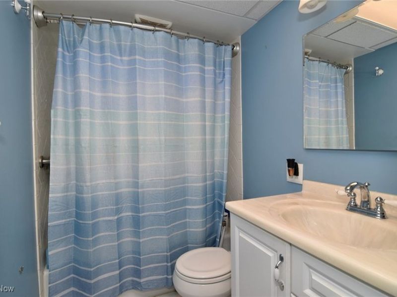 624 Timothy Lane, Cleveland, OH 44109 Photo 20