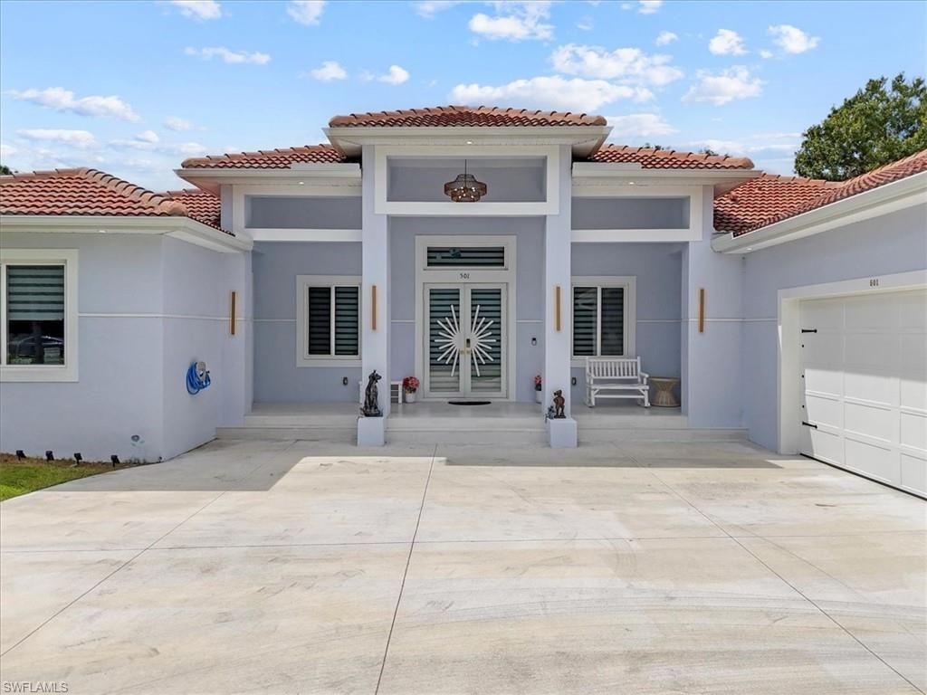 501 Thompson Ave, Lehigh Acres, FL 33972 Photo