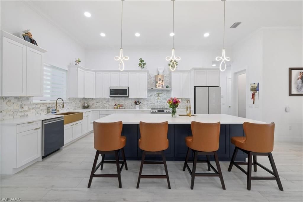 501 Thompson Ave, Lehigh Acres, FL 33972 Photo