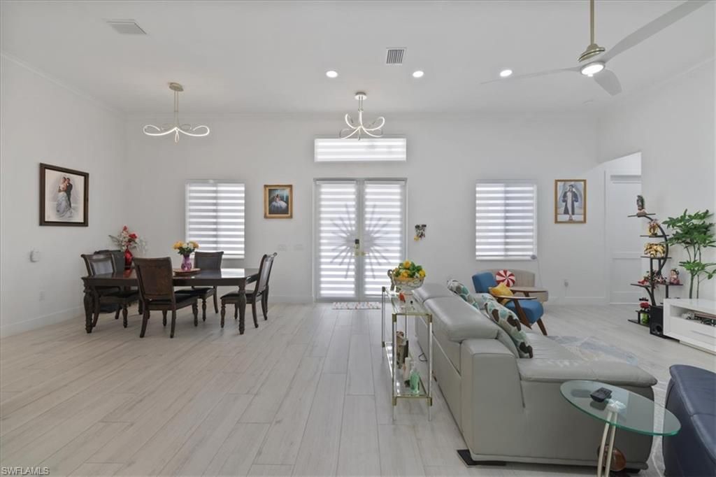 501 Thompson Ave, Lehigh Acres, FL 33972 Photo