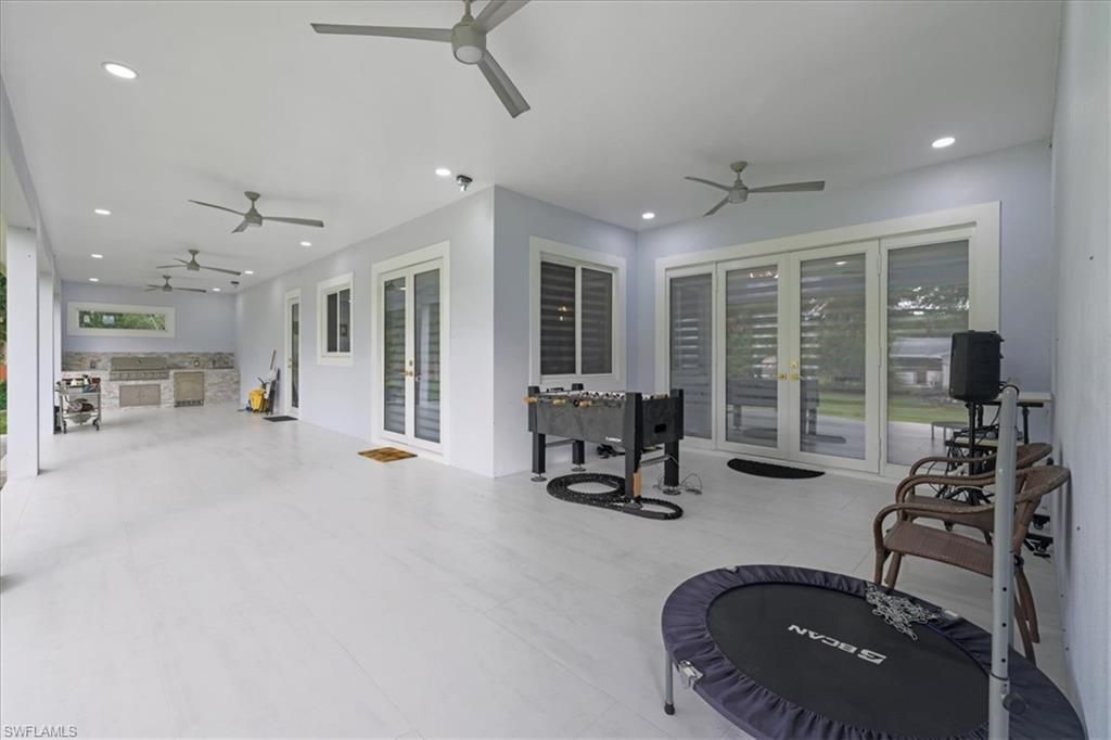 501 Thompson Ave, Lehigh Acres, FL 33972 Photo