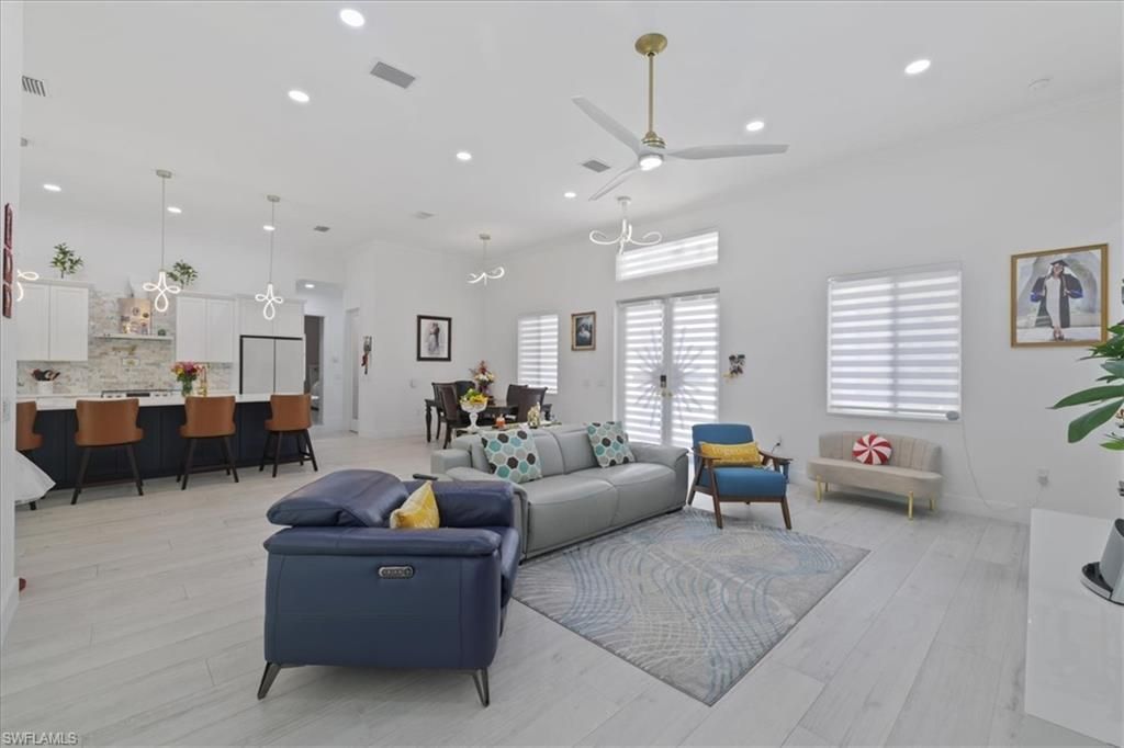 501 Thompson Ave, Lehigh Acres, FL 33972 Photo