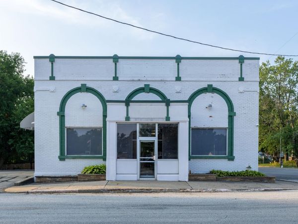 101 W Spring Street, Bloomingdale, MI 49026