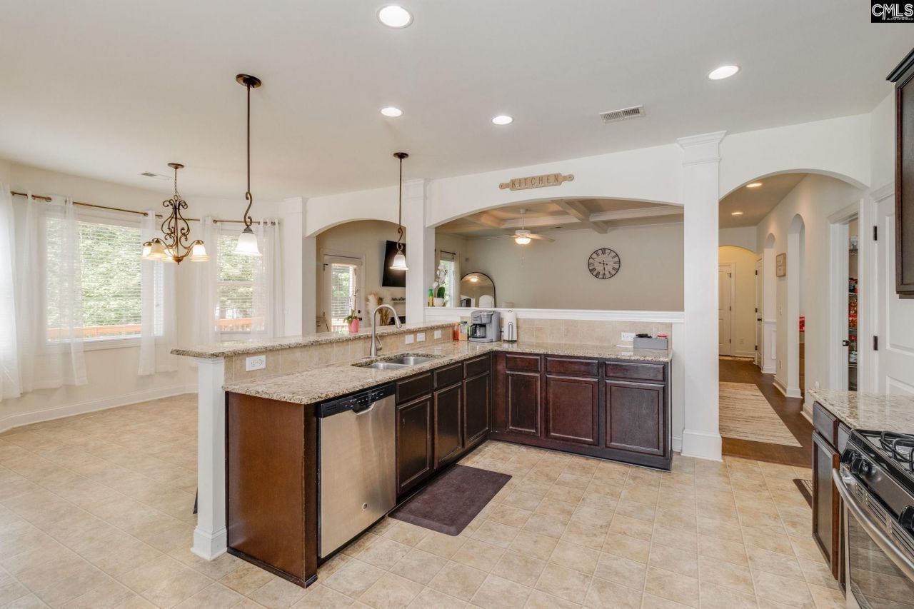 1053 Valley Estates Drive Photo 10