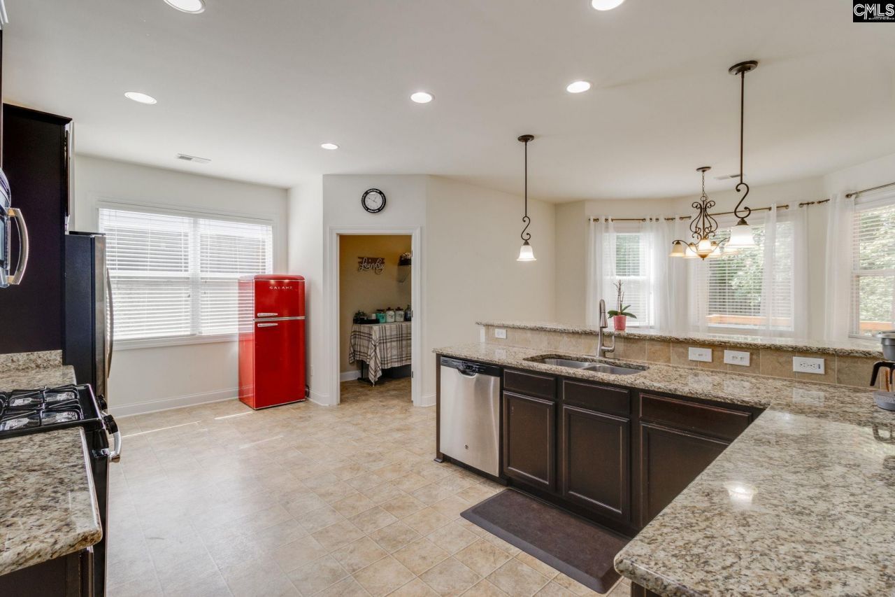 1053 Valley Estates Drive Photo 11