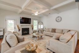 1053 Valley Estates Drive photo 4