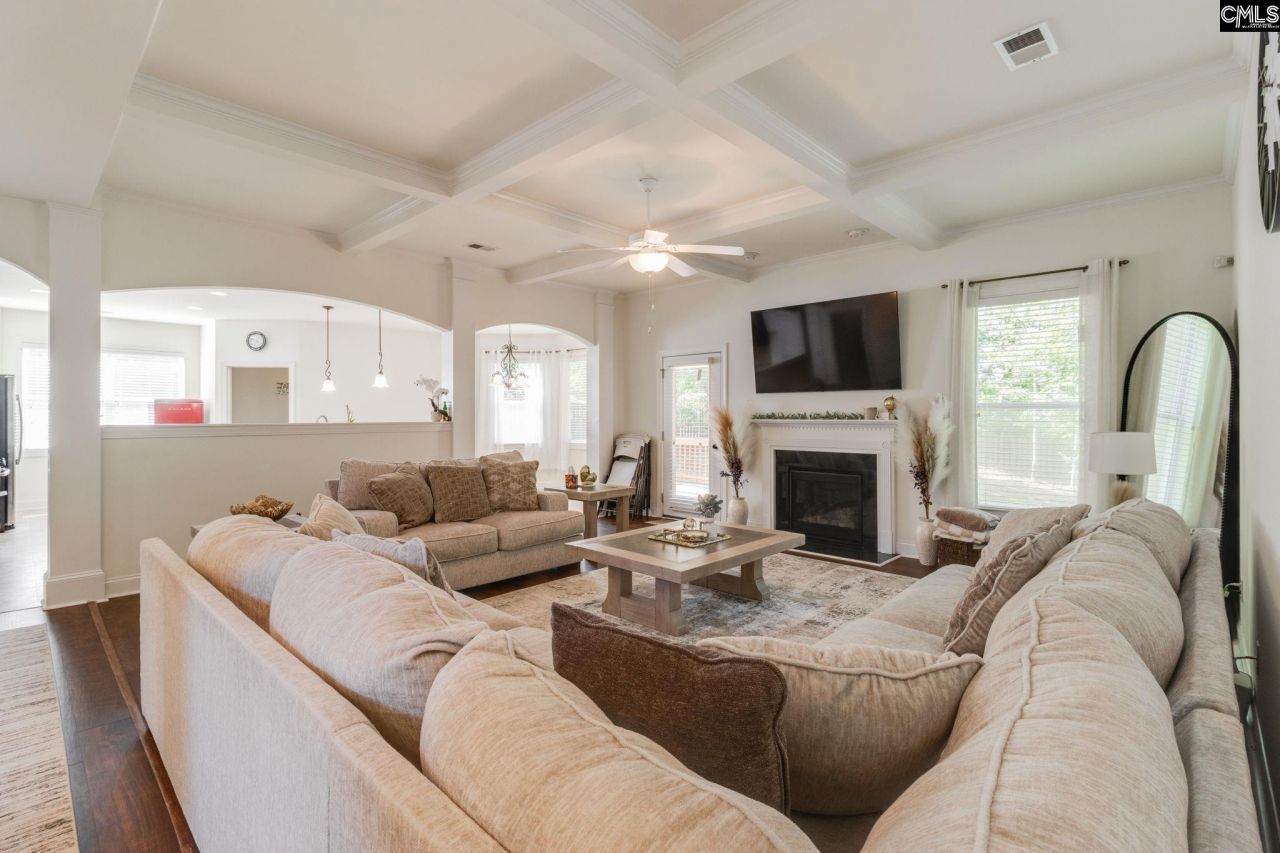 1053 Valley Estates Drive Photo 6