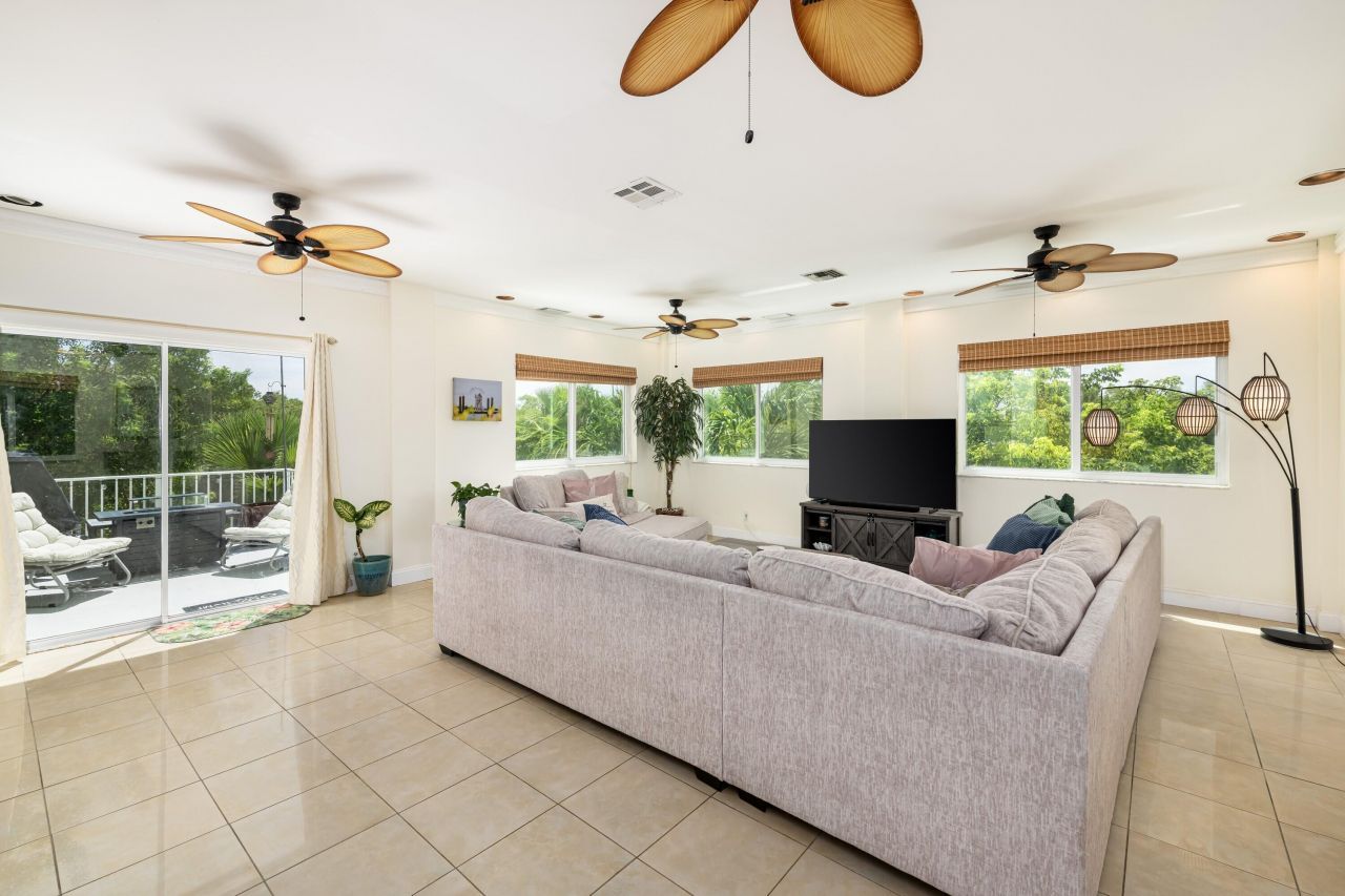 1 Trinidad Street, Duck, FL 33050 Photo