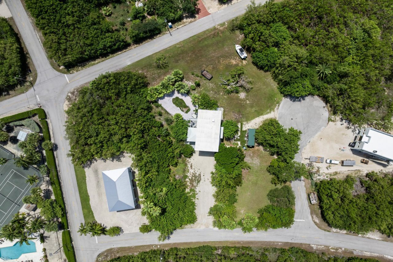 1 Trinidad Street, Duck, FL 33050 Photo