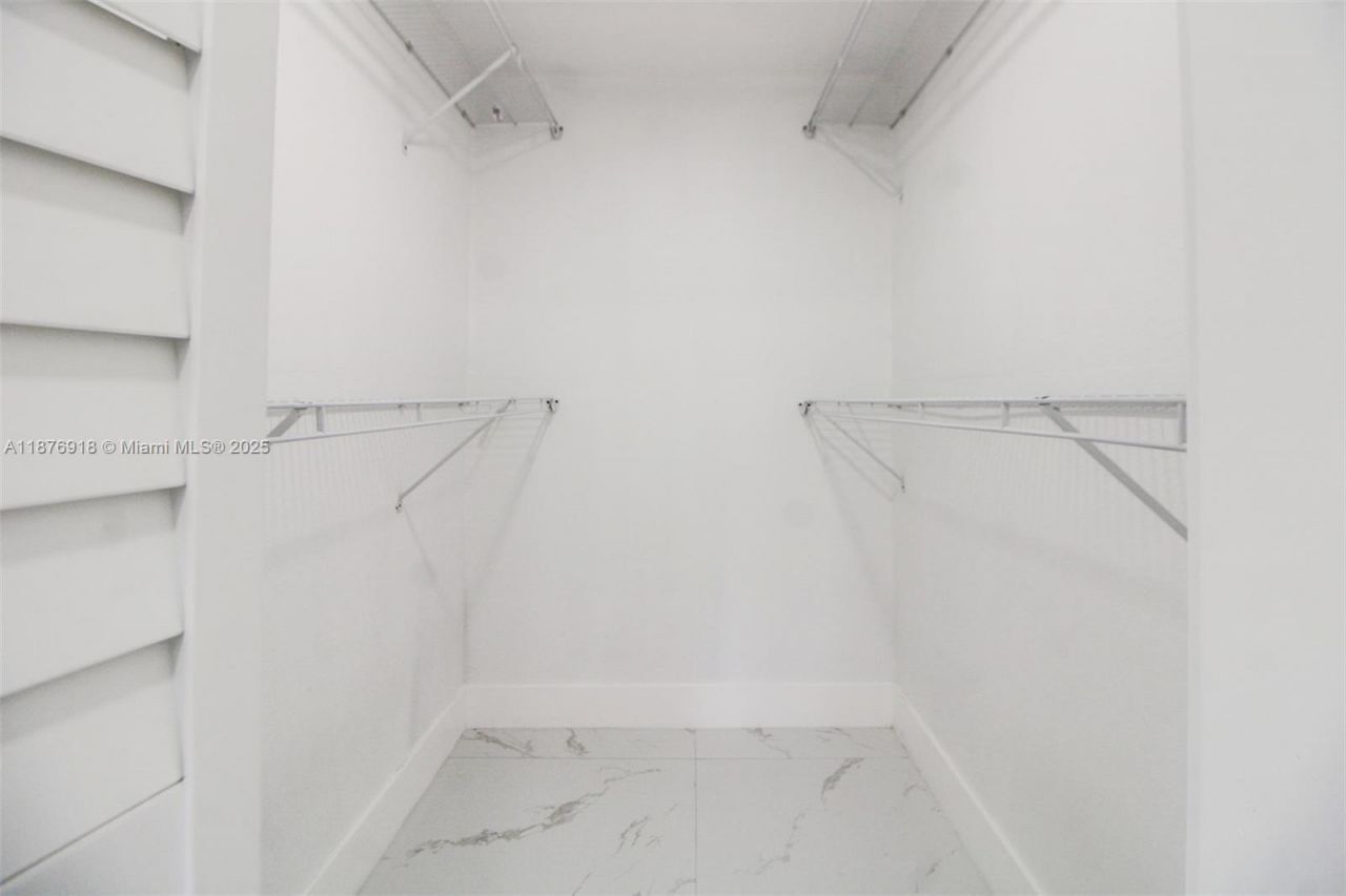 630 NE 143rd St, North Miami, FL 33161 Photo