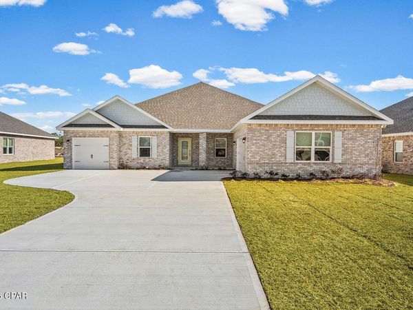 206 Lake Merial Blvd, Panama City, FL 32409