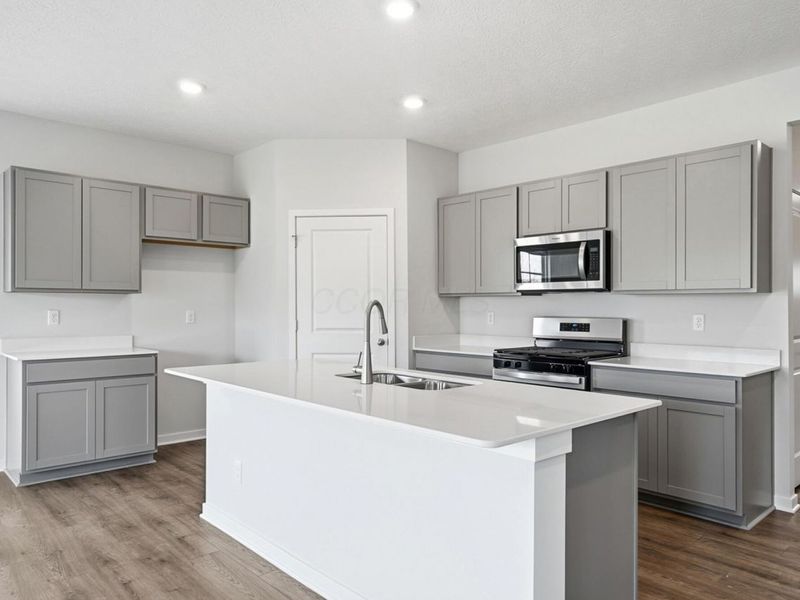 389 Garnet Ranch Drive, Delaware, OH 43015 Photo 8