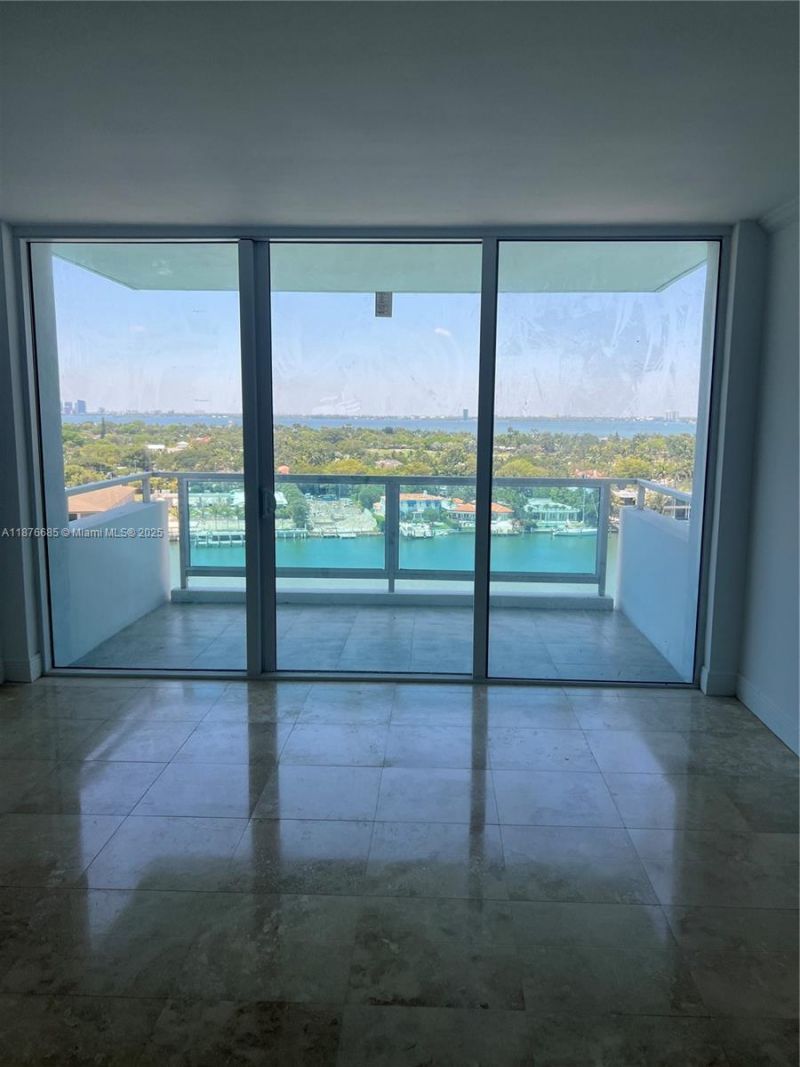 5101 Collins Ave, Unit 14T, Miami Beach, FL 33140 Photo