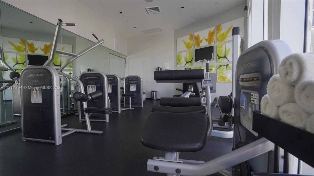 17201 Collins Ave, Unit 706, Sunny Isles Beach, FL 33160 Photo