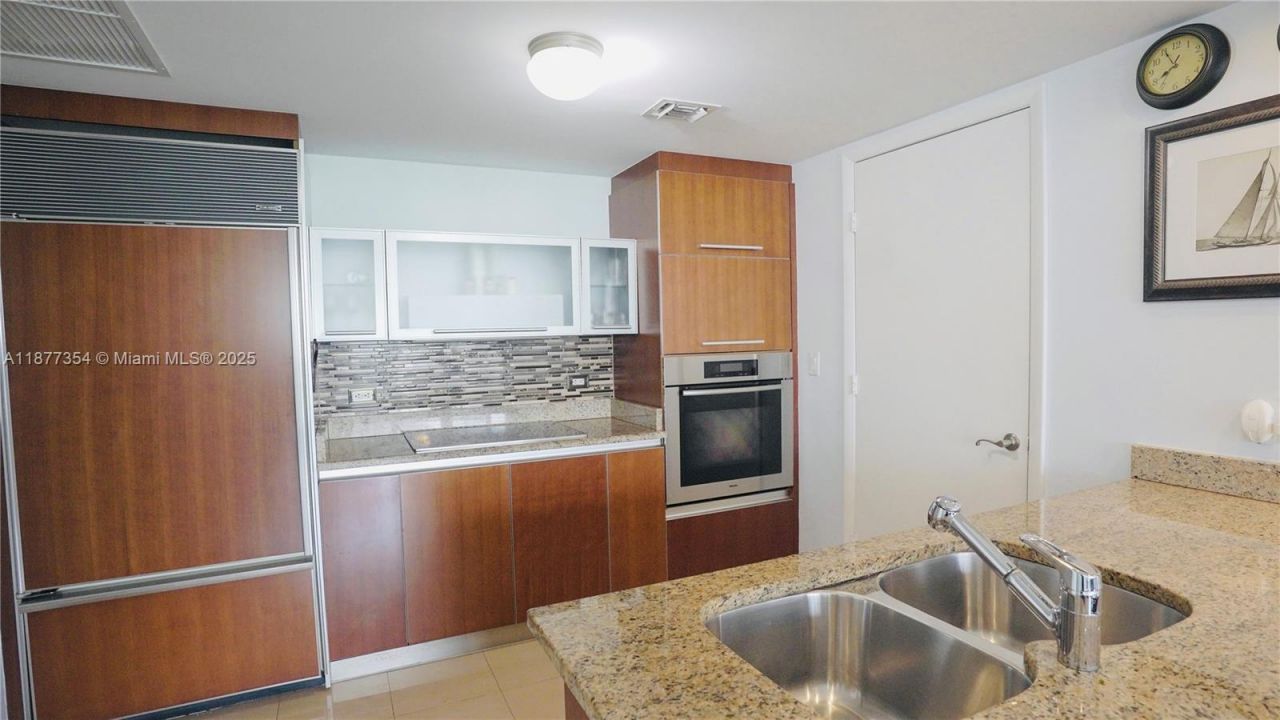 17201 Collins Ave, Unit 706, Sunny Isles Beach, FL 33160 Photo