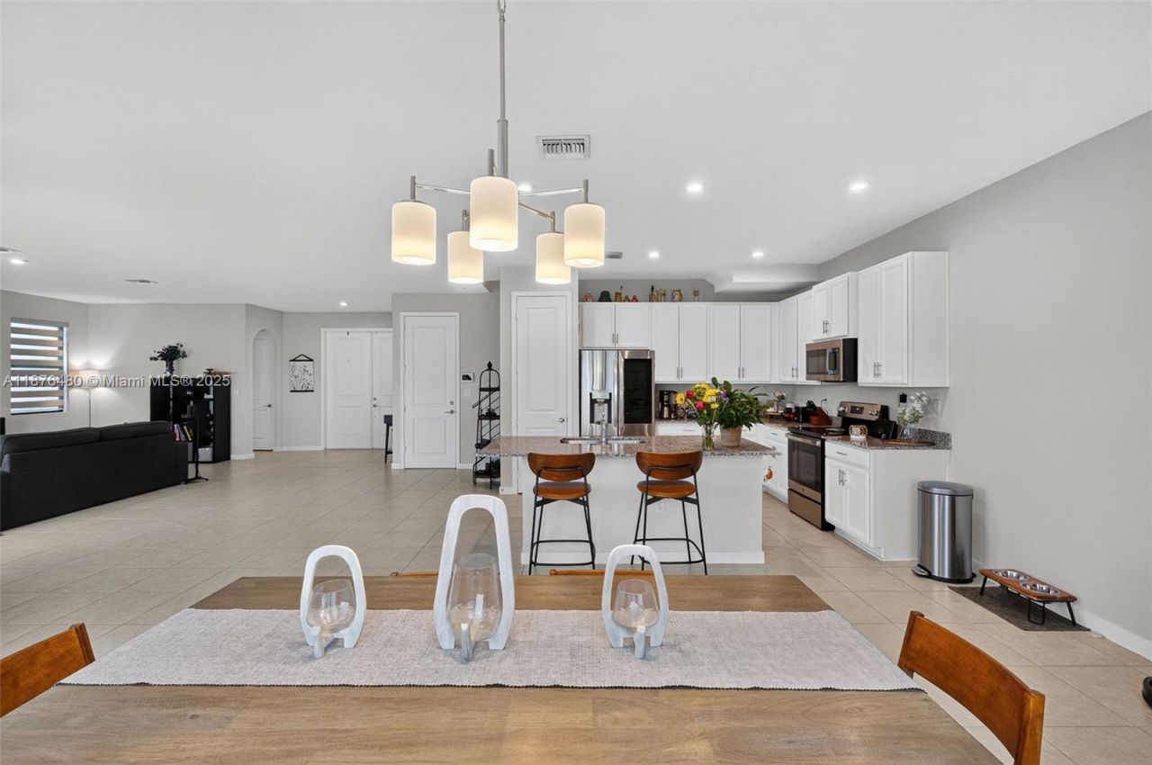 23235 SW 108th Avenue, Miami, FL 33032 Photo