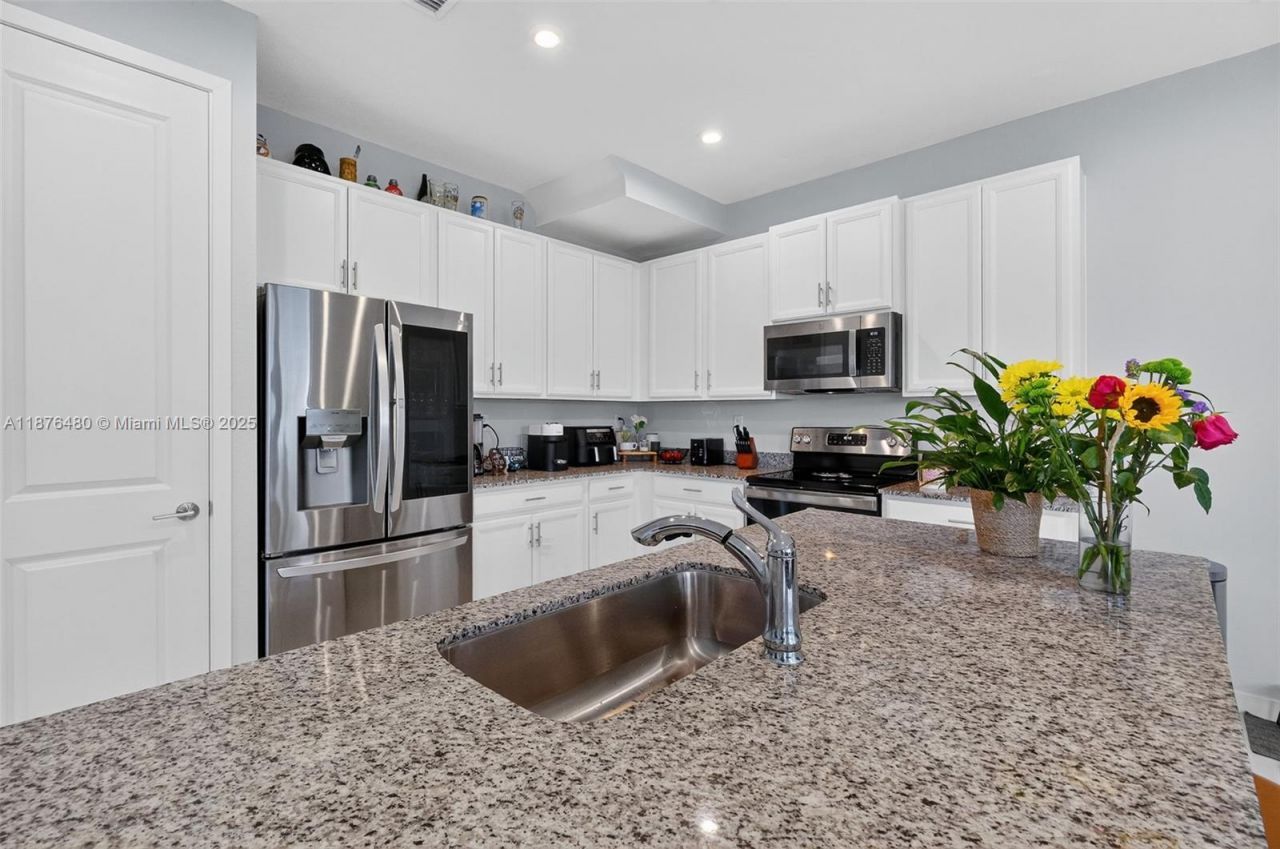 23235 SW 108th Avenue, Miami, FL 33032 Photo