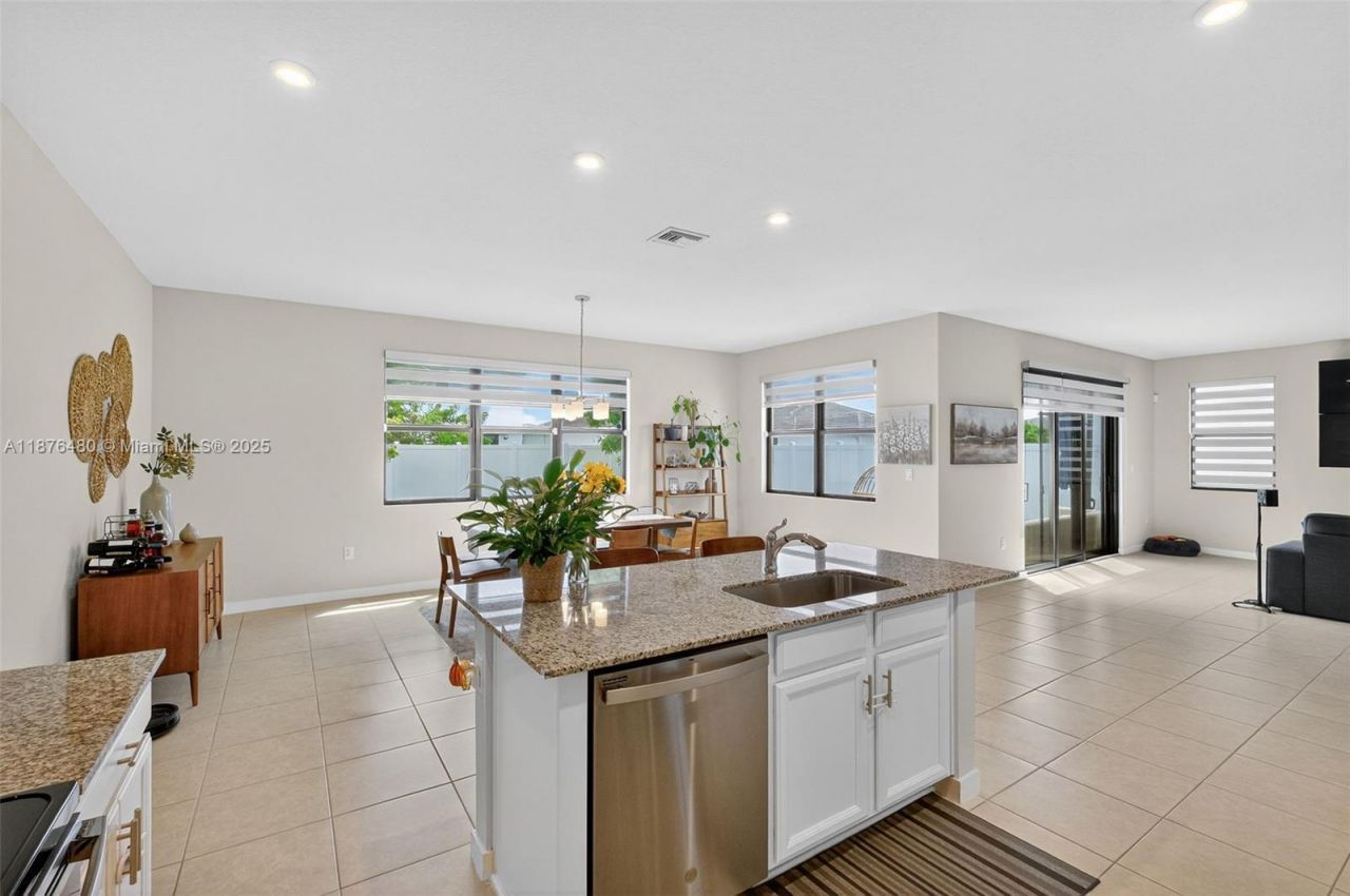 23235 SW 108th Avenue, Miami, FL 33032 Photo