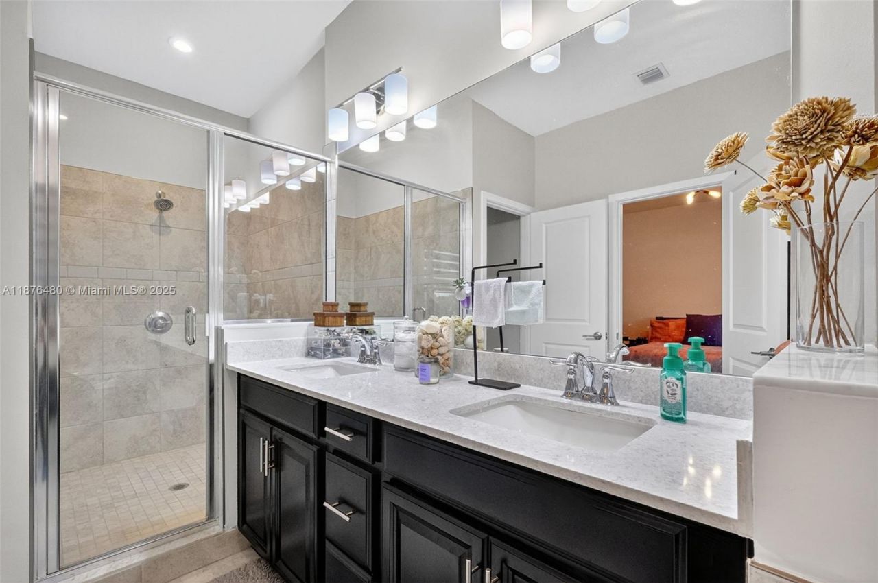 23235 SW 108th Avenue, Miami, FL 33032 Photo