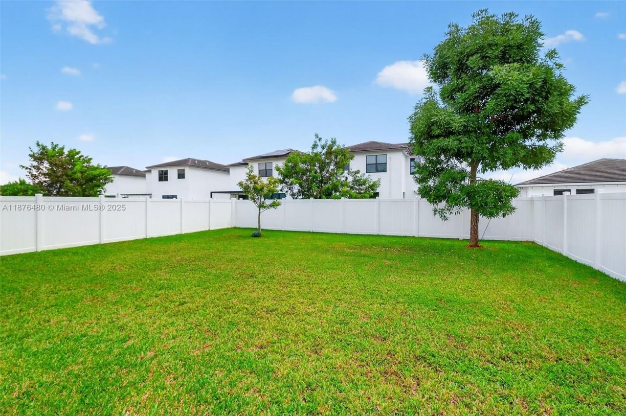 23235 SW 108th Avenue, Miami, FL 33032 Photo