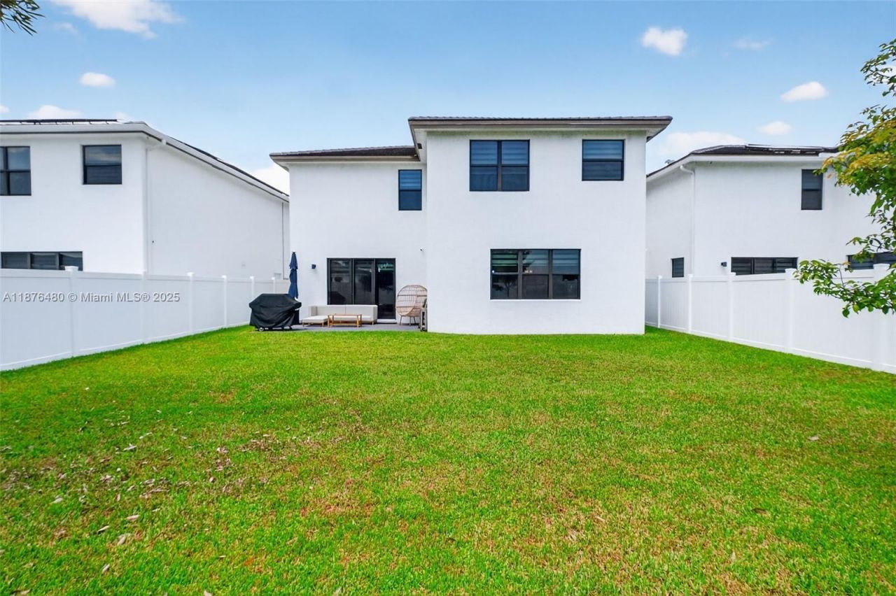 23235 SW 108th Avenue, Miami, FL 33032 Photo