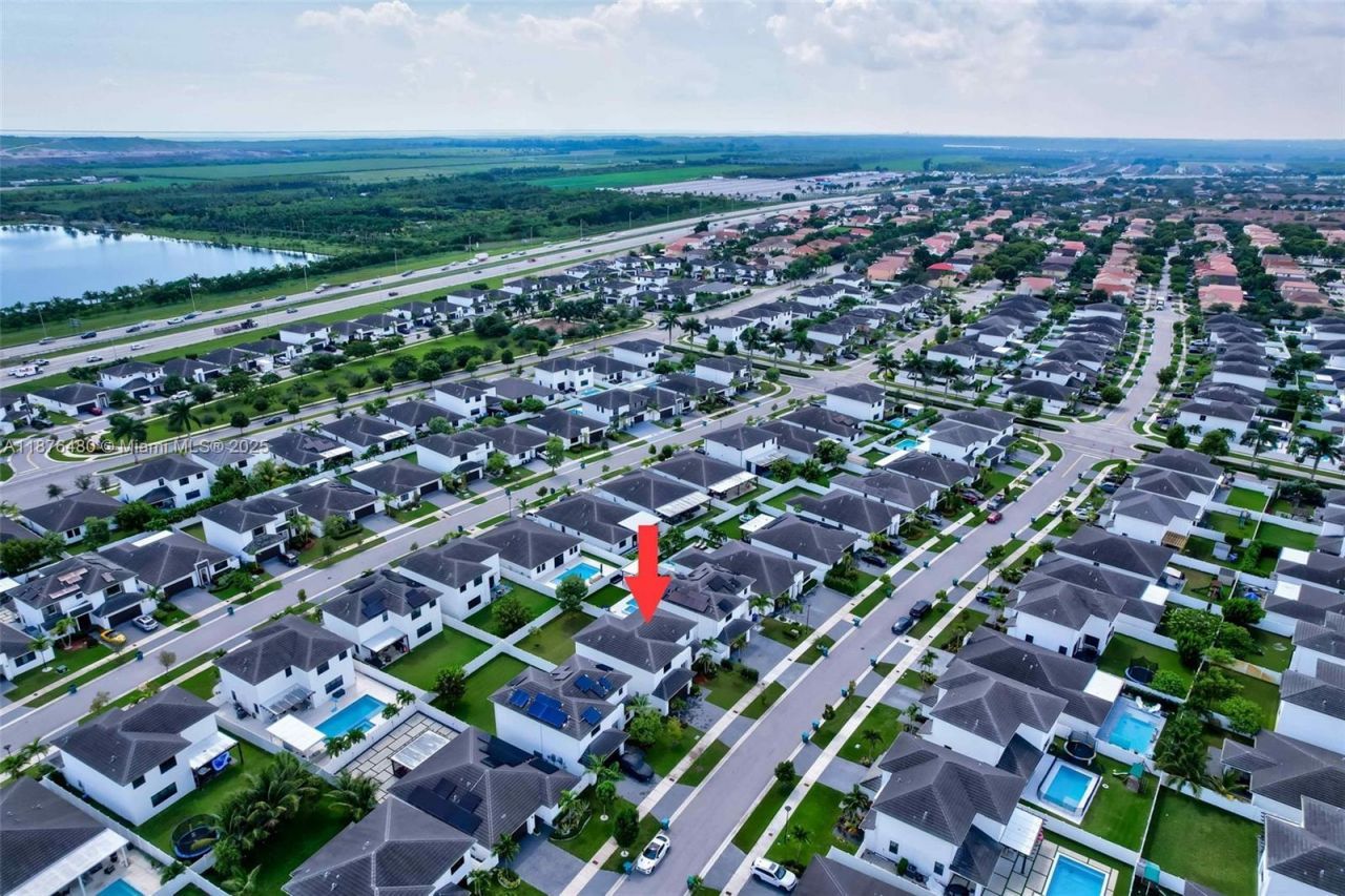 23235 SW 108th Avenue, Miami, FL 33032 Photo