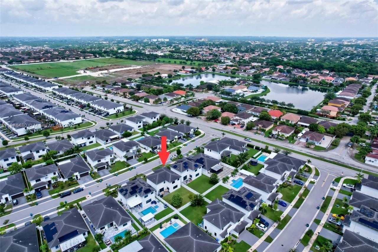 23235 SW 108th Avenue, Miami, FL 33032 Photo