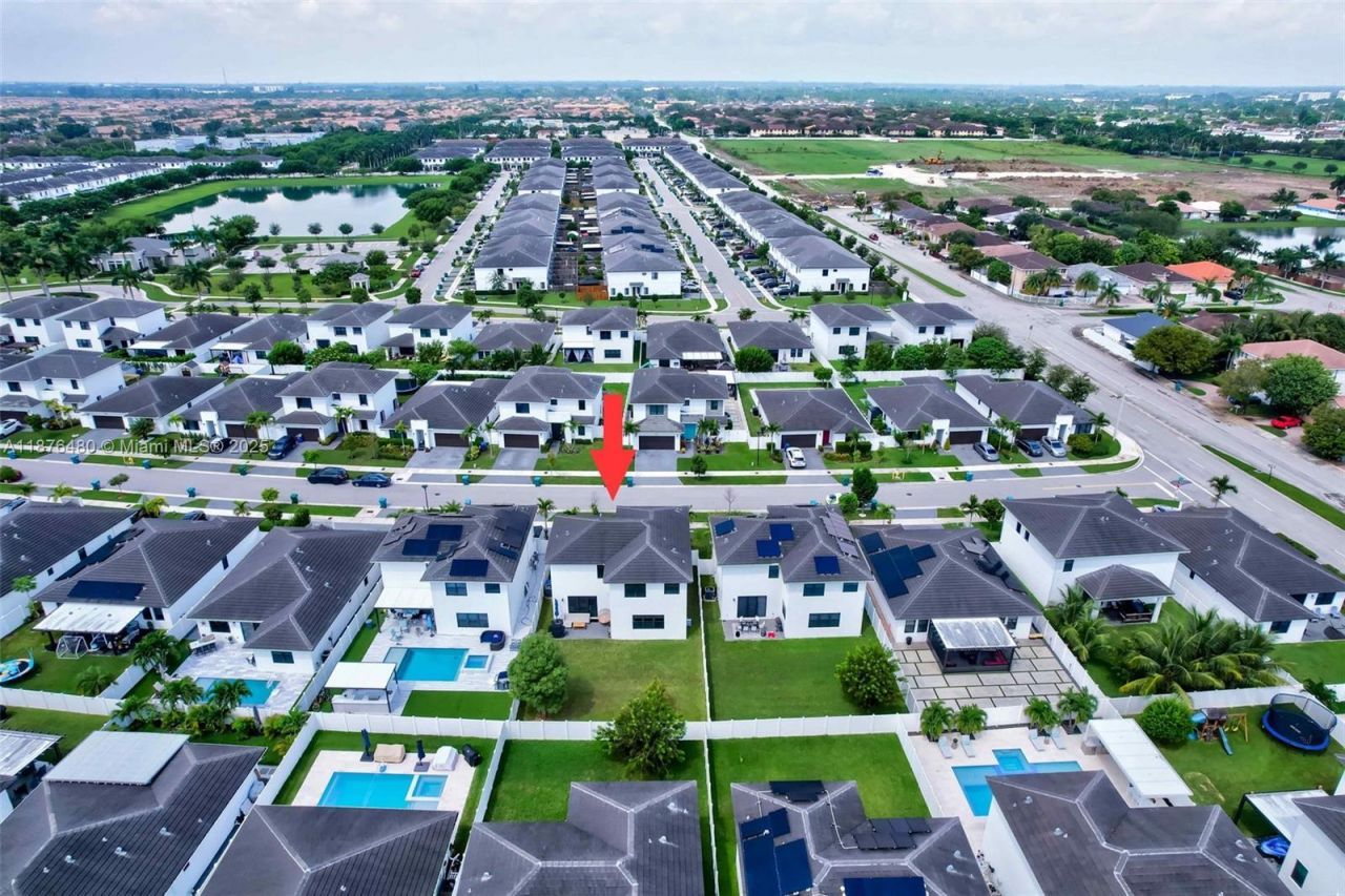 23235 SW 108th Avenue, Miami, FL 33032 Photo