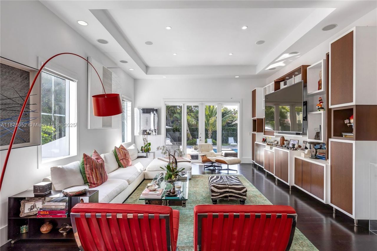 9460 SW 69th Ave, Pinecrest, FL 33156 Photo