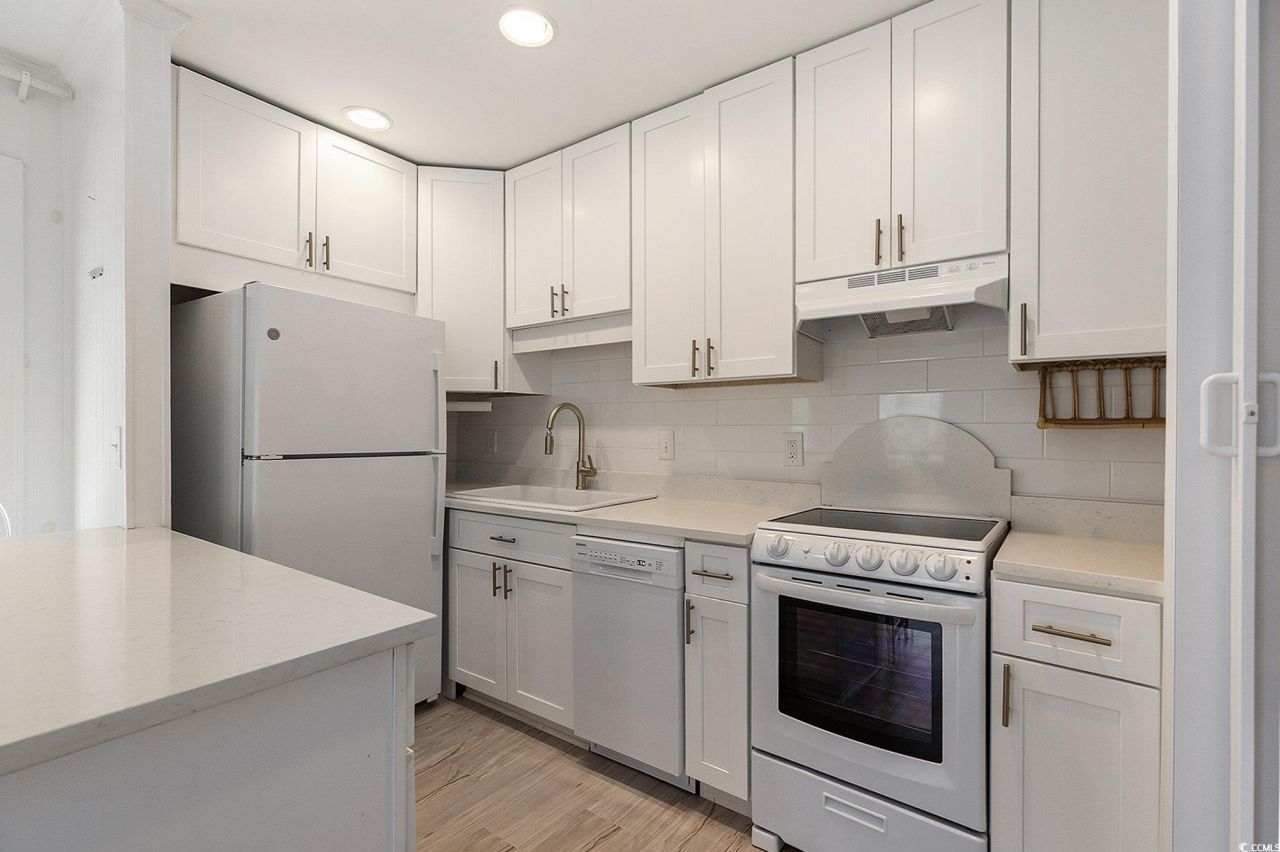 106 Edward Ave. Photo 34