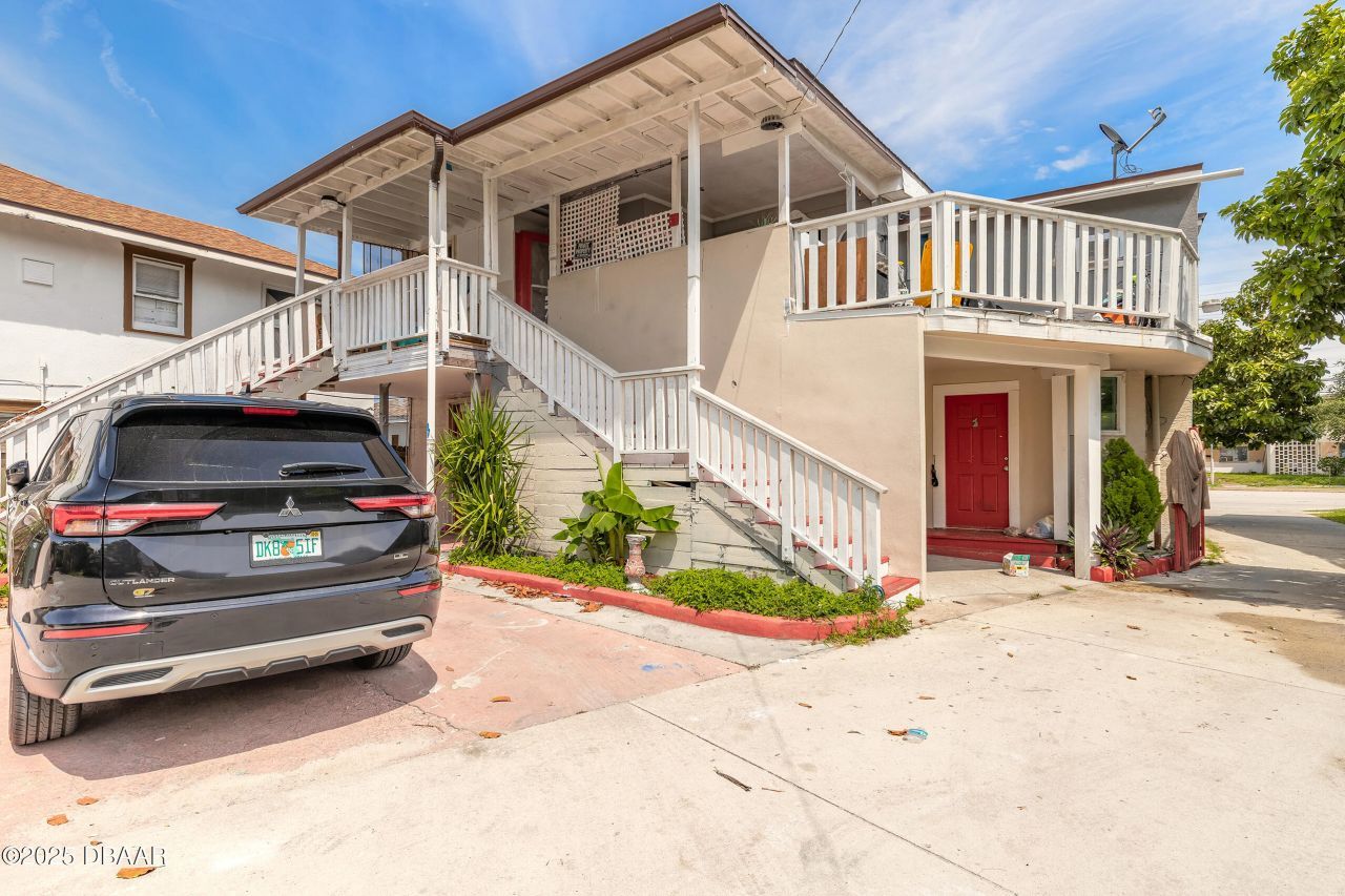 542 N Ridgewood Avenue, Daytona Beach, FL 32114 Photo