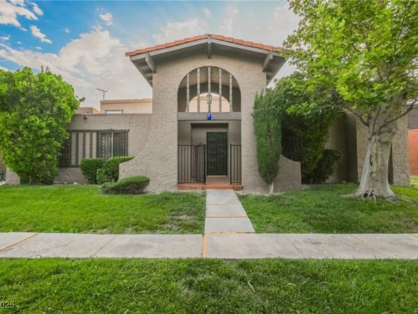 4670 Monterey Circle, Unit 1, Las Vegas, NV 89169