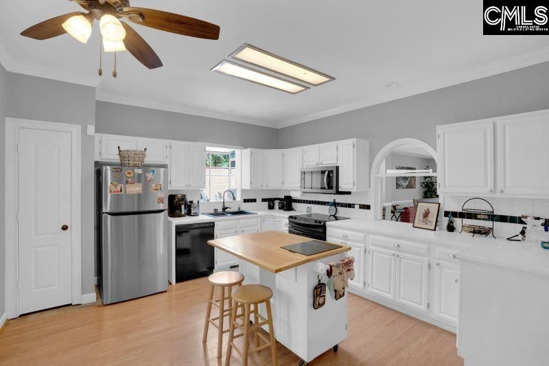 18 Saddleback Ledge Court  Photo 11