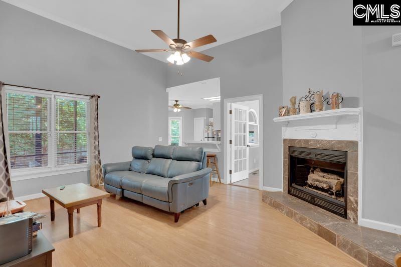 18 Saddleback Ledge Court  Photo 8