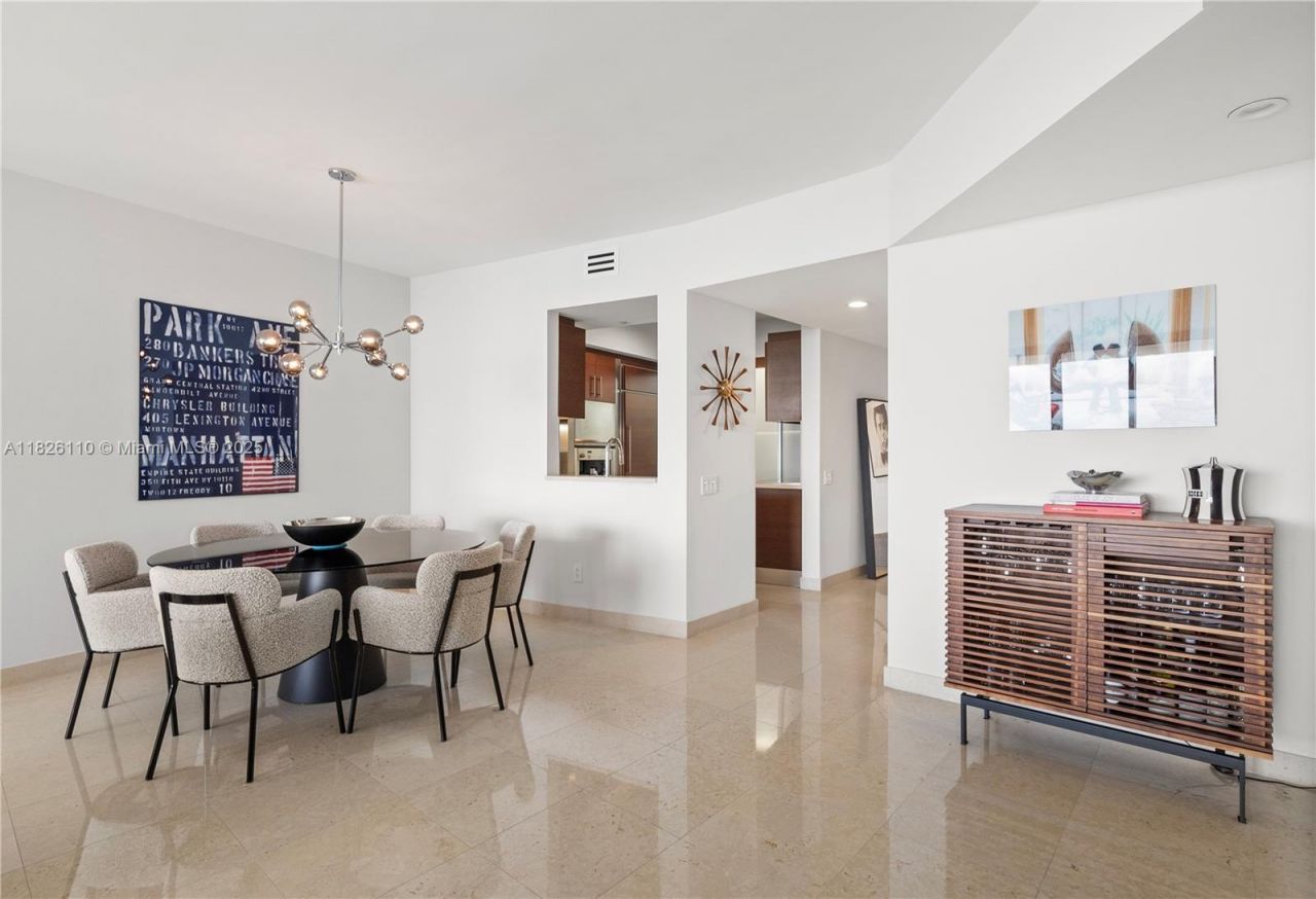 450 Alton Rd, Unit 2705, Miami Beach, FL 33139 Photo